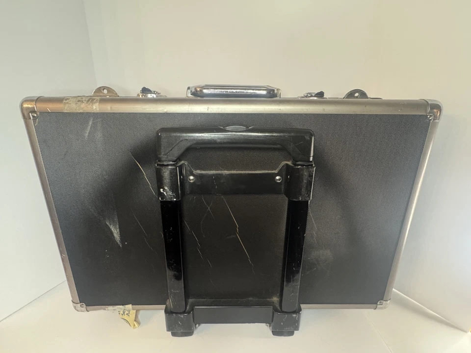 Sony HVR-Z1N MiniDV HDV 1080i Digital Video Camcorder Case Battery and Charger - Image 2 of 4