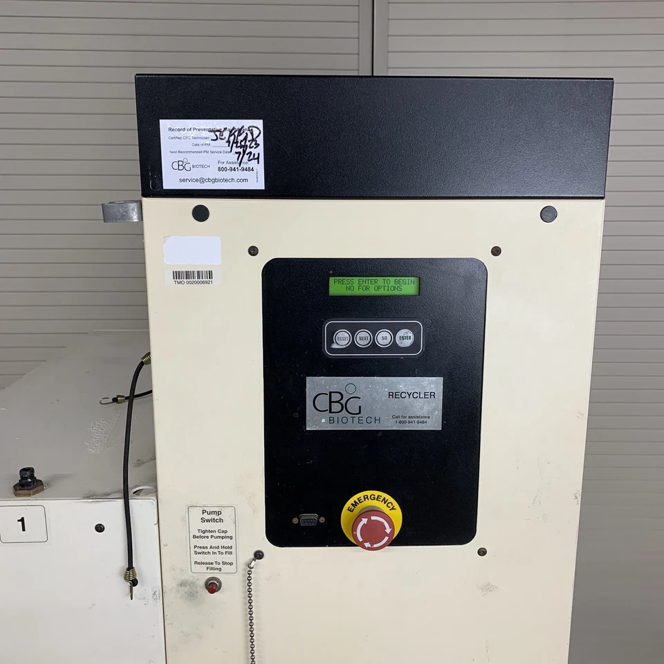 Sistema de reciclaje de solventes de xileno y alcohol CBG Biotech SLV-99U (L) encendido Foto 3 de 4