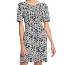 ANN TAYLOR  BLACK LOOSE CHAIN GEOMETRIC CAREER CASUAL DRESS SIZE: M NWT $100.
