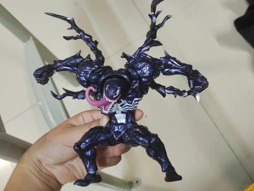 NEU Venom vs Spider-Man Figur Yamaguchi Revoltech Venom 7" Actionfigur IN BOX - Bild 3 von 20