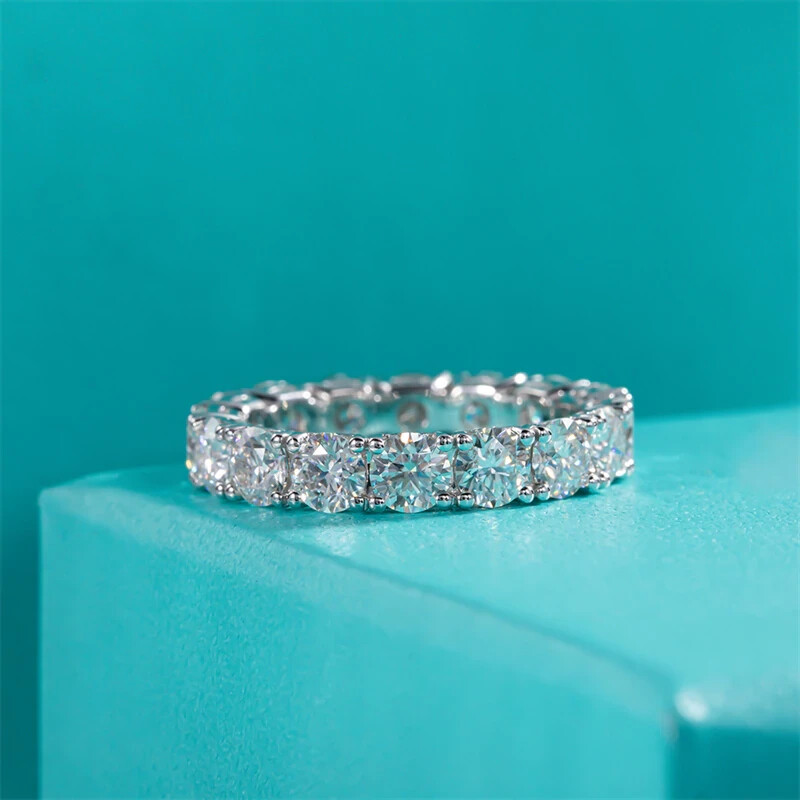 2.50 CTW Round VVS1 Moissanite Eternity Wedding Band Ring 14K White