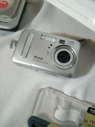 Kodak Easyshare CX7430 4.0 MP Camera And Accessories Untested - Picture 19 of 23