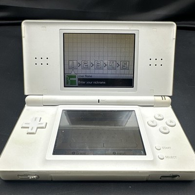Nintendo USG-001 DS Lite WHITE Wireless Handheld Parts Or Repairs