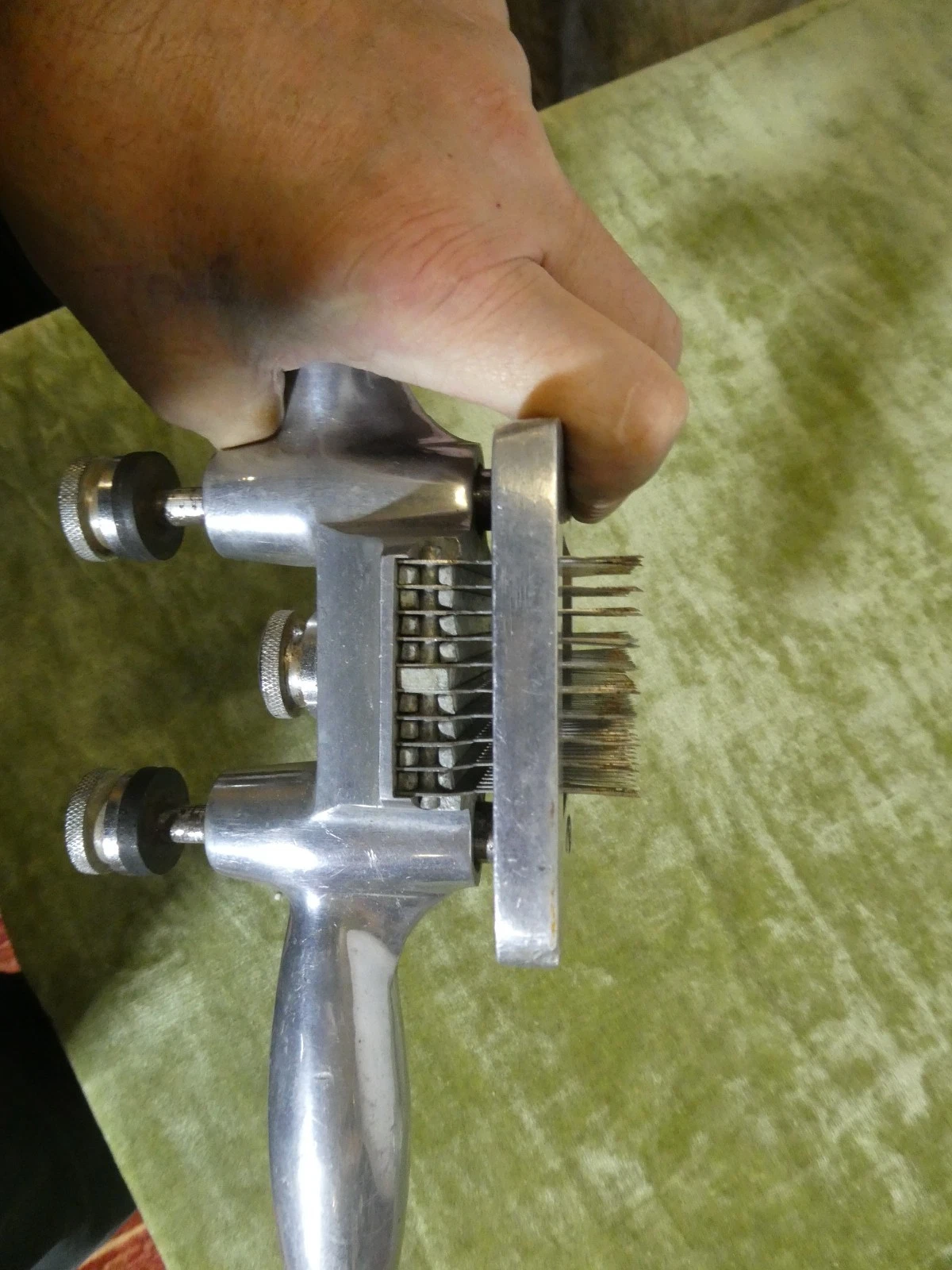 Vintage BUTCHERS Shop MEAT TENDERIZING Hand Tool PUB QUIZ - WHATS THIS ?
Opens in a new window or ta