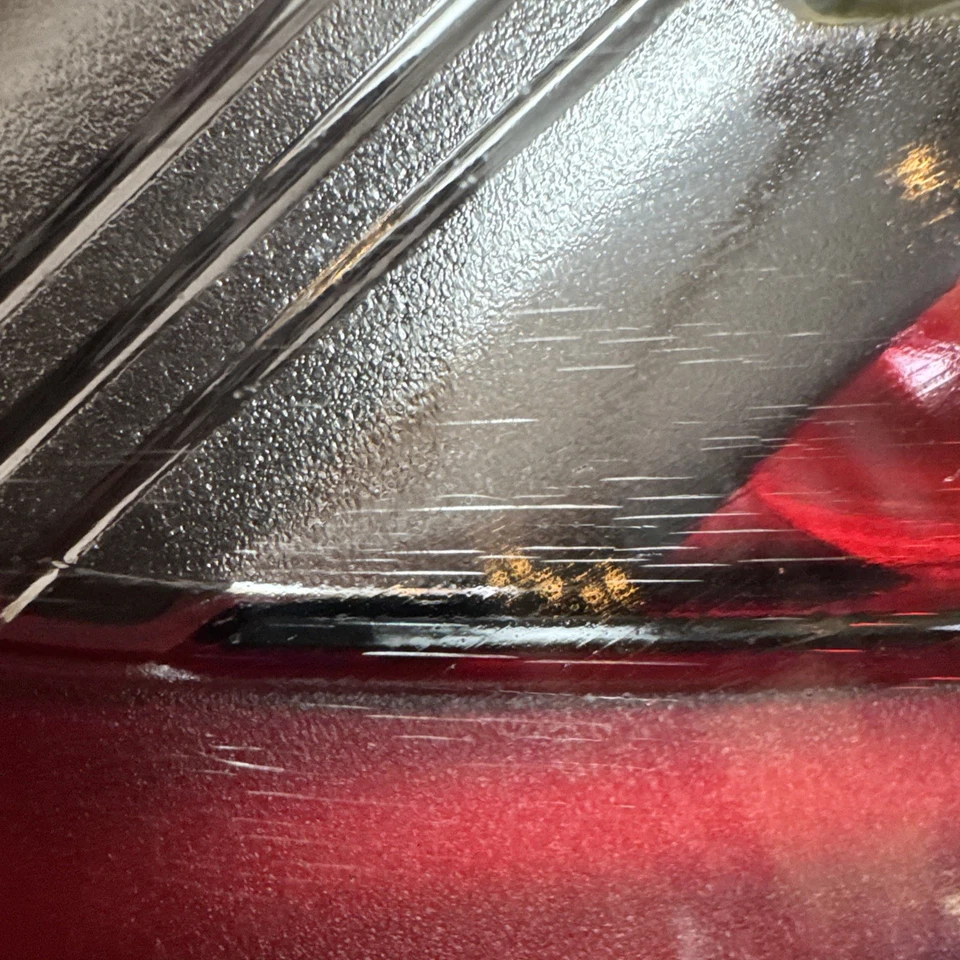 🥇 正品 2017 2018 年 2019 福特 Escape 左驱动器侧外 LED 尾灯原始设备制造商 — 第 3/4 张图片