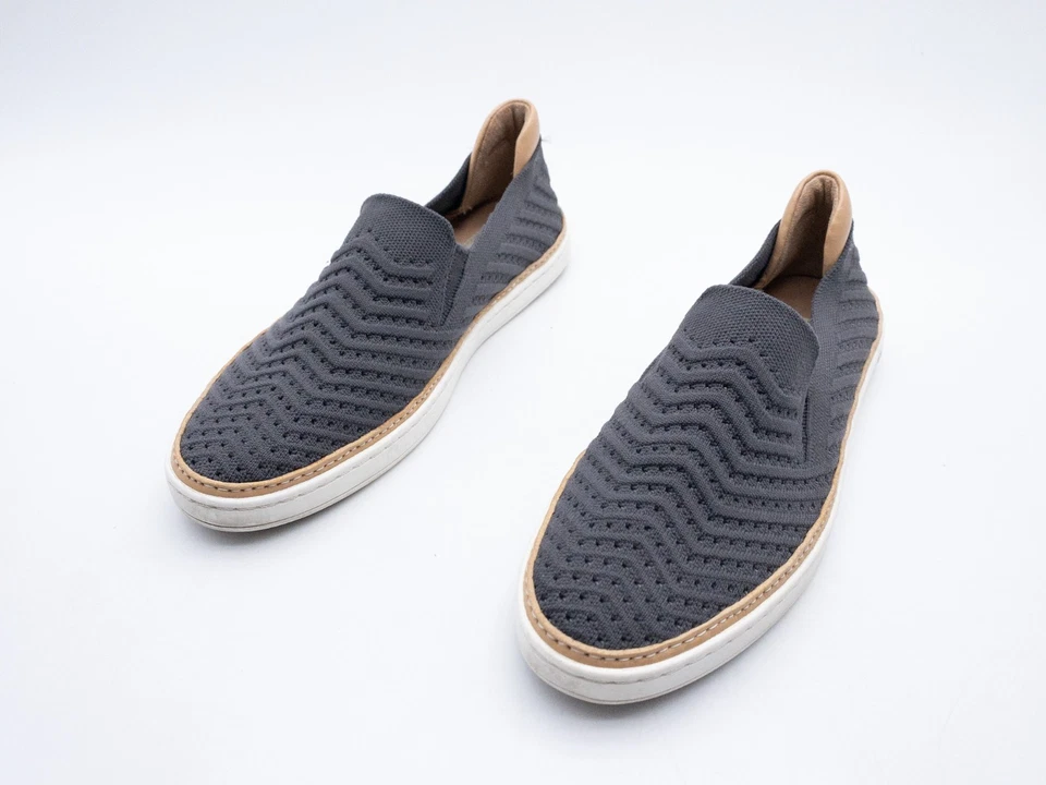 UGG Chaussure de Sport Sneaker Slip-On Gris Low Top Taille UE 38,5 Art 34618-80 - Photo 1/4