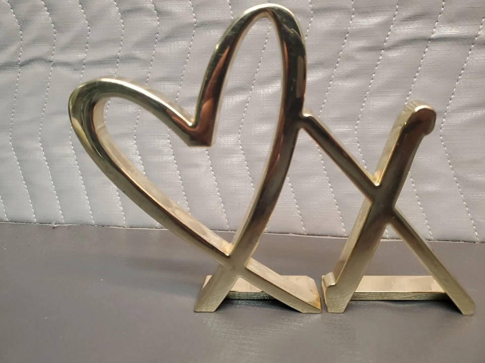 Victoria's Secret Juego de 3 piezas de corazón de metal / amor Foto 3 de 4