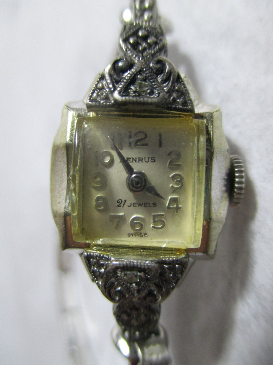 Vintage Benrus 21 Jewel Ladies Cocktail Watch 10 RGP Bezel  display picture 2