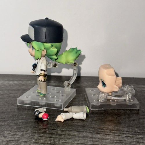 Bootleg Fake Nendoroid 537 Pokemon N Reshiram Bootleg Fake Figure - Picture 2 of 5