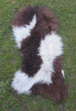 NATUR ÖKO LAMMFELL / SCHAFFELL MERINO WEIß-BRAUN 110 X 50 X 6 NEU  [34]