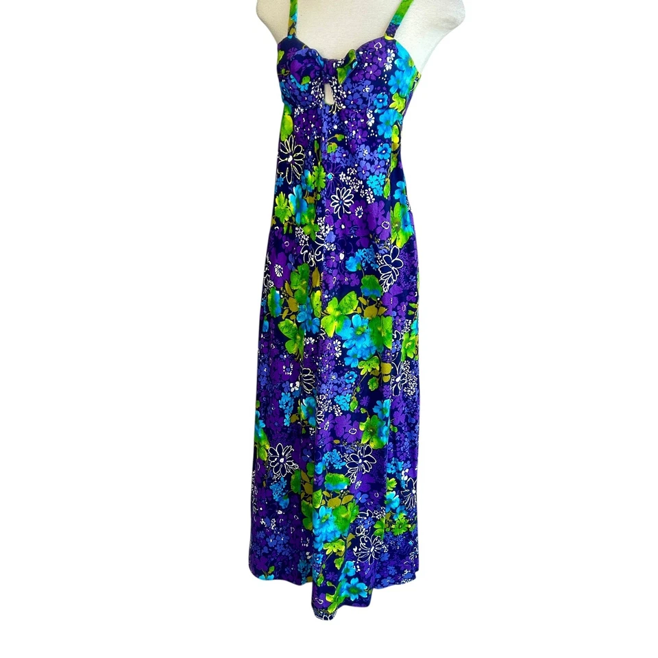 Vintage Hawaiian Floral Rockabilly Tie Front Handmade Maxi Tiki Dress  - Image 2 of 4