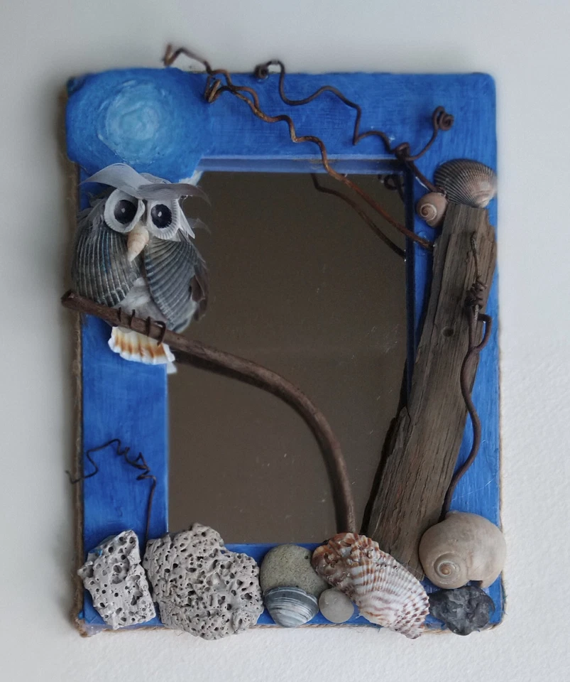 6" by 8" decorative framed mirror with hand made seashell owl - Image 2 of 4