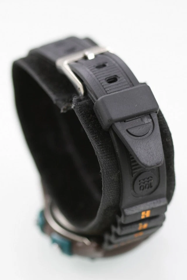 Timex Reloj Mujer Plástico Marrón Verde Negro 100m Luz Alarma Fecha Cron Cuarzo Foto 3 de 4