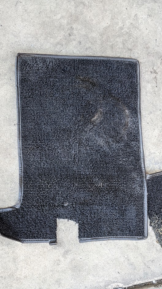 FERRARI 308 GTSi INTERIOR BLACK CARPET REAR TRUNK CARPET