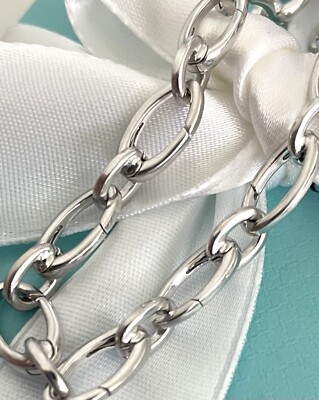 RARE Tiffany White Gold 750 Clasping Oval Link bracelet For