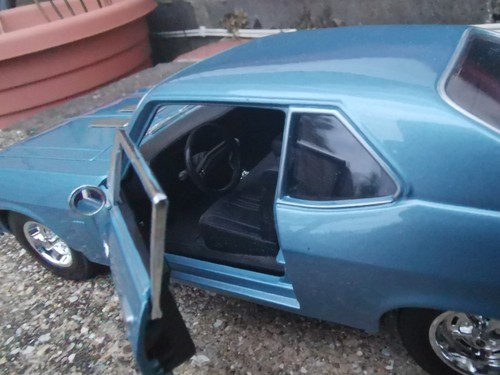 MAISTO 1970 CHEVROLET NOVA BLUE CLASSIC US MUSCLE 1.18 BOXED SUPER DETAIL - Picture 5 of 6