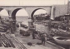 12377 Cartolina Marsiglia (Francia) Le Vallon des Auffes porticciolo NV