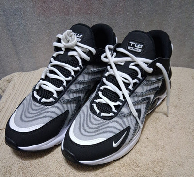 Nike Air Max TW 1 Black White Size 9.5