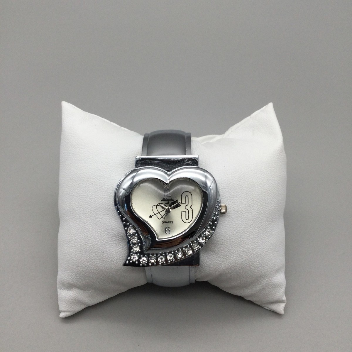 Women\'s‎ Hearts Cuff Bracelet Watch 24MM Gray Dail Bracelet 5.5\