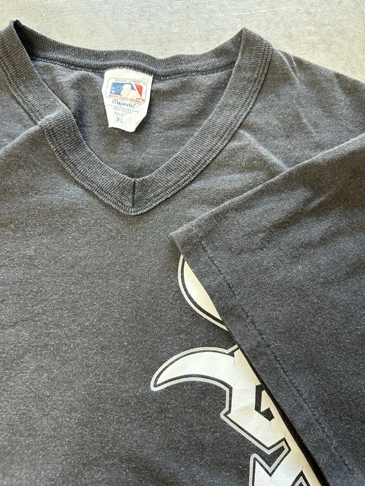 Винтажная футболка White Sox с v-образным вырезом Majestic XL черная одинарный шов 90-е Y2K - Изображение 4 из 4