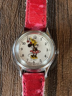 Vintage Disney Lorus MINNIE MOUSE Quartz Watch Japan  display picture 3