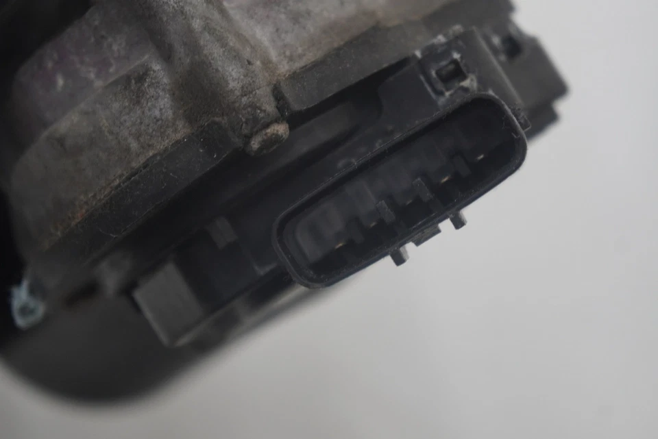 Limpiaparabrisas delantero motor acoplamiento 12335959 OEM Chevrolet Corvette C6 2005-13 Foto 4 de 4