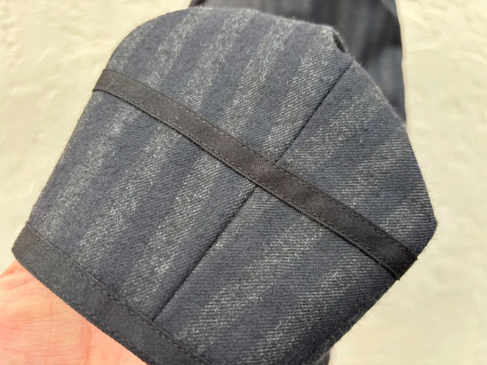 ⭐️ JOHN VARVATOS WOOL SPORT COAT JACKET 38 / 48⭐ - Image 3 of 4