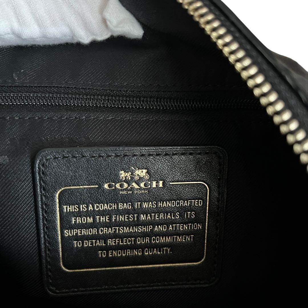 Rare  Item COACH Python Embossed Leather Handbag … - image 8