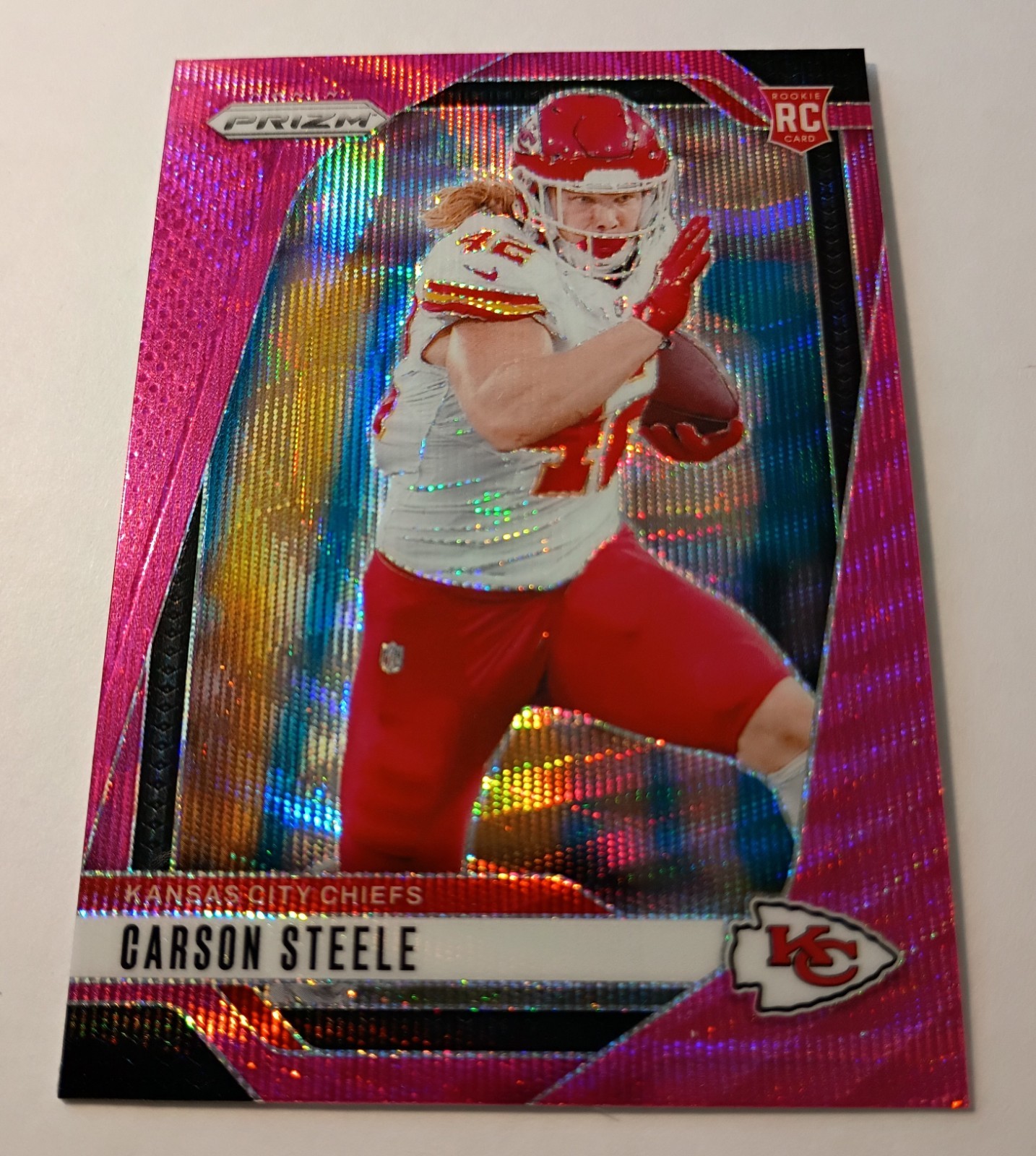 2024 PANINI PRIZM CARSON STEELE KANSAS CITY CHIEFS RC PINK WAVE PRIZM #377