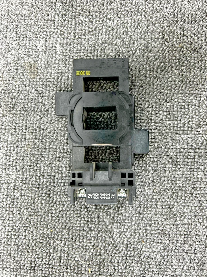 FUJI ELECTRIC SZ-GM/N4 MAGNETIC COIL 220-240V 50HZ 240-260V 60HZ - Image 4 of 4