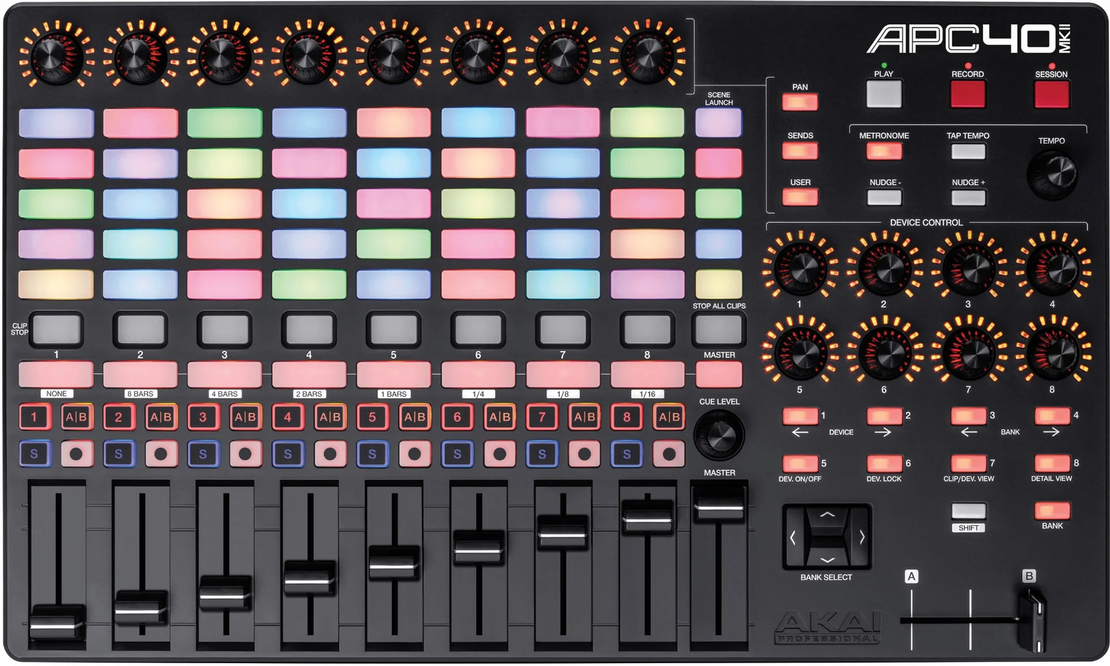 Профессиональный контроллер живого исполнения Akai APC40 MKII Ableton 54090₽