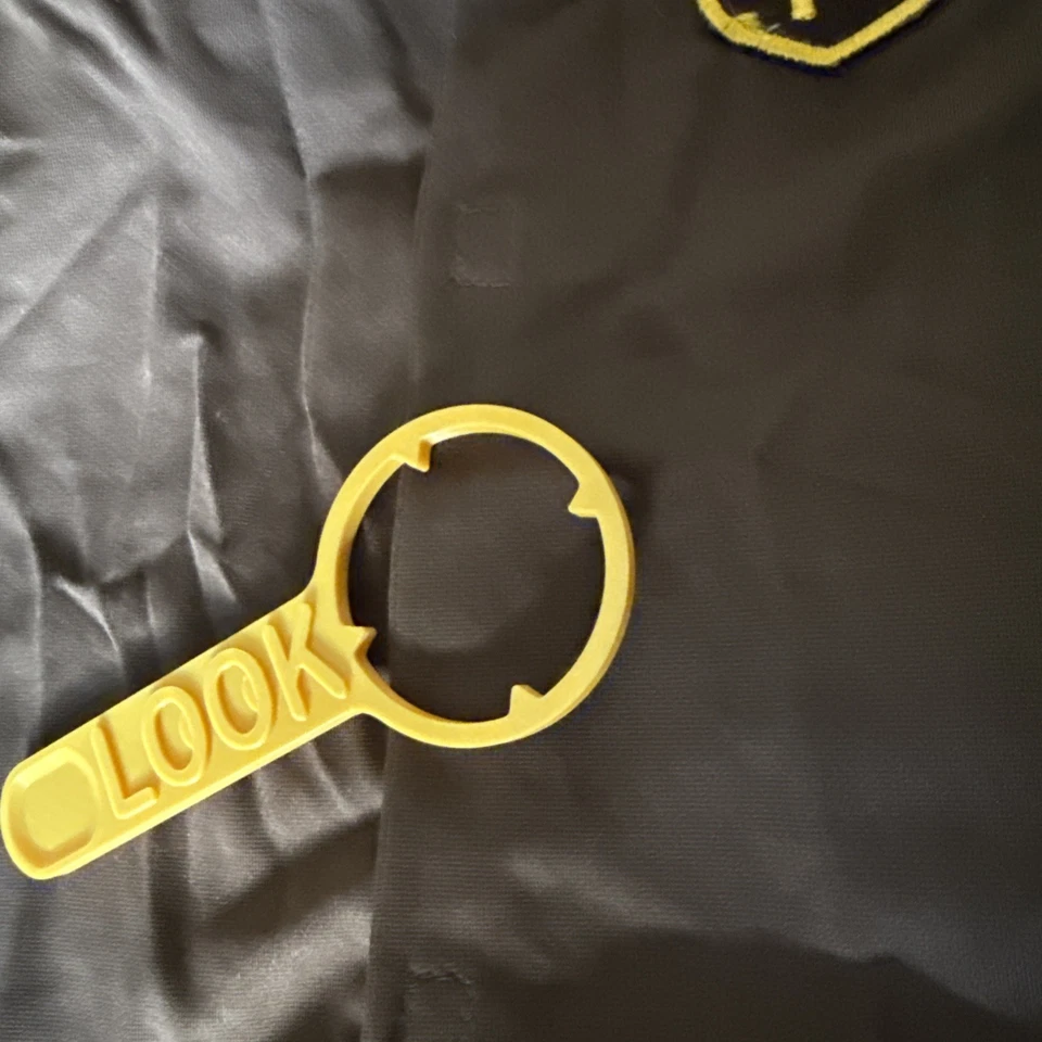 Disfraz de conductor UPS entrega especial para niño LG. 4-6. Disfraz Hecho por California Foto 3 de 4