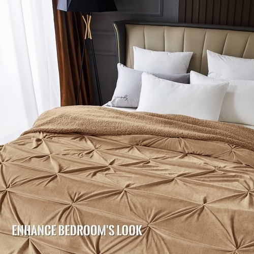 Extra Soft King Minky Blanket with Pinched Pleat - 108" x 90" Sherpa Elegance - 第 7/9 張圖片