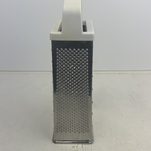 Scatola vintage grattugia formaggio e spezie 4 lati inox manico in plastica ruba - Foto 2 di 8