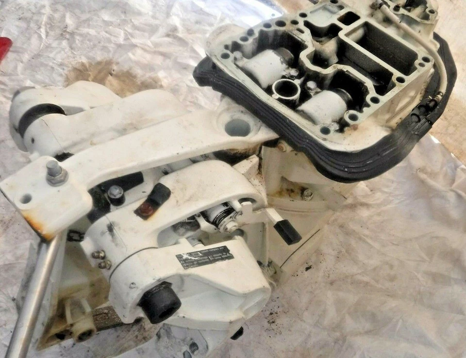 Johnson Midsection 5034529 5034527 5034519 5035803 '04-05 60-70hp Foto 4 de 4