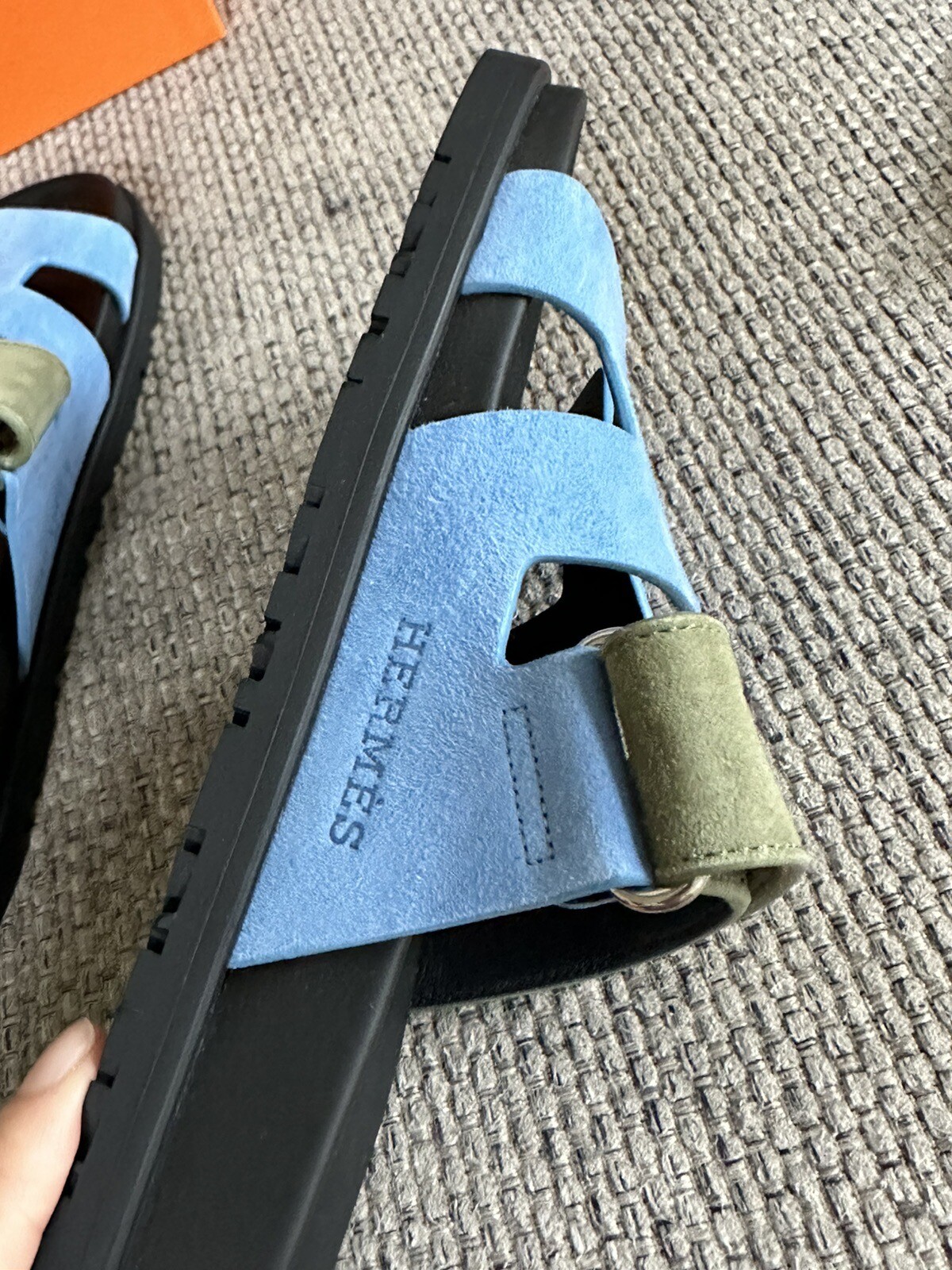 Size 40EU NIB HERMÈS Bleu Cameo / Vert Céladon Women’s Chypre Sandals thumbnail 10