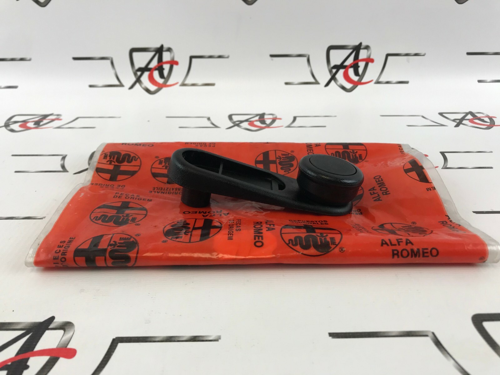 Window Handle Alfa Romeo Front/Rear & Right/Left Alfa 33 OEM Ref 60504438