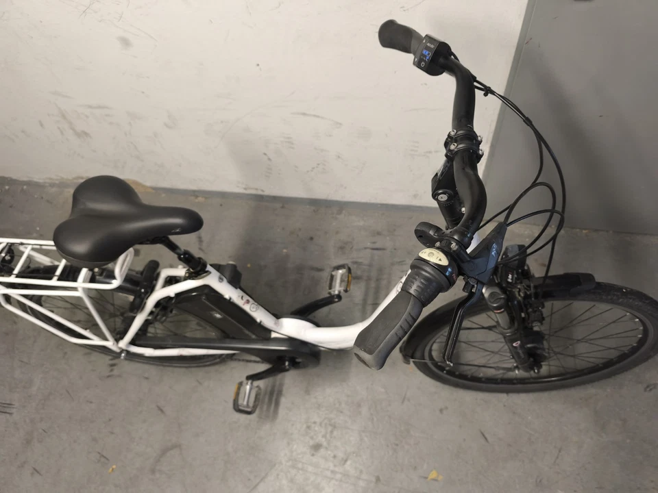 Kalkhoff Agattu E-Bike 26 Zoll 8 Gang 36 V  540 Wh. - Bild 3 von 4