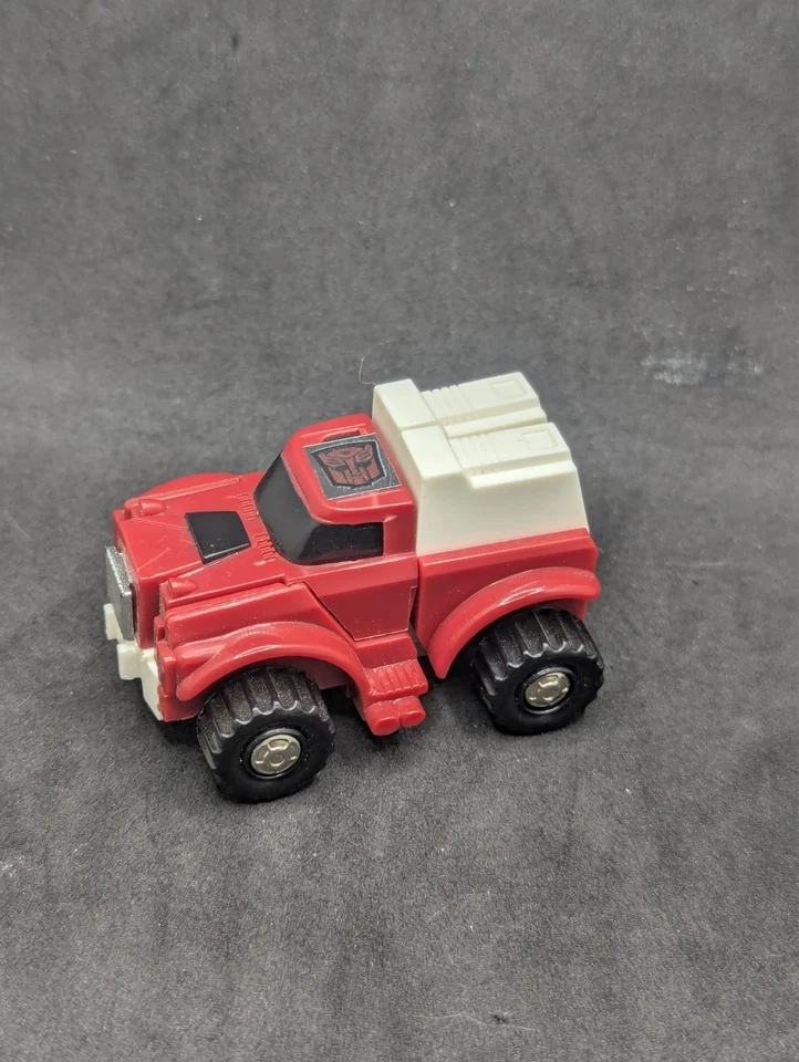 Transformers G1 Reissue Swerve Figure - Image 3 of 4