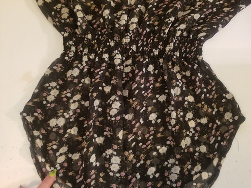 Express Top Medium Black Sheer Floral Blouse ShSlvs Elastic Waist Ruffle EUC - Picture 3 of 13