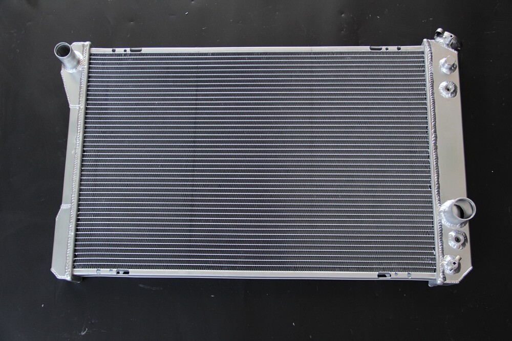3 Row Aluminum Radiator For 1982-1992 Chevy Camaro / Pontiac