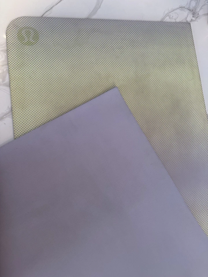 Lululemon The Mat 5 mm Hecho con Goma FSC™ Amarillo/Lila Lunares 26x71 *¡Con CORREA!* Foto 3 de 4