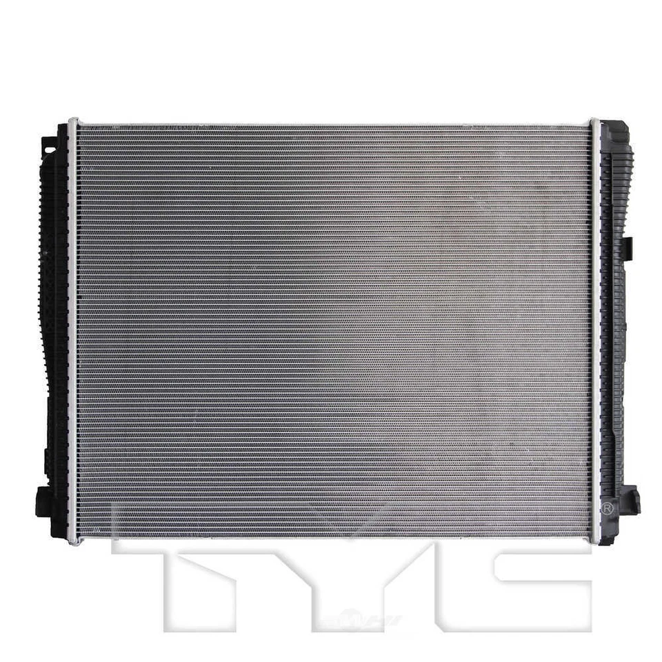 Radiador TYC para BMW 330i, 330i xDrive 330i GT xDrive TYC 2019-2020 Foto 2 de 4