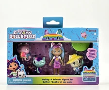 Gabby’s Dollhouse Gabby and Friends Figure Set with Rainbow Doll With Surprise 
