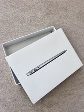 Ein Apple MacBook Air 13 Zoll Modell A2179 - NUR LEERKARTONS
