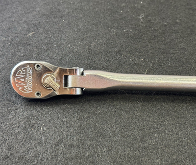 △△MAC TOOLS マック 3/8"Dr.18"フレックスヘッドAXISラチェット コンフォートグリップ XR1890AFPA 正規輸入品] マックツールズ 3/8