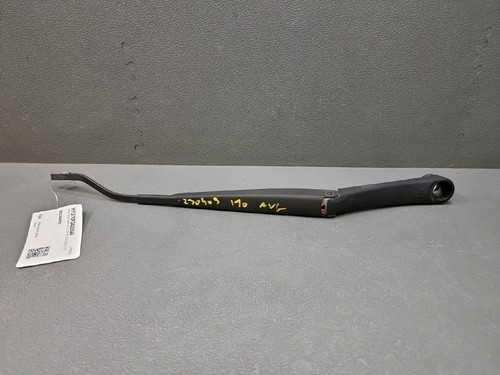 Moteur Essuie Glace Arriere - Hyundai I10 Jusqu’à Sept. 2013 - 98700