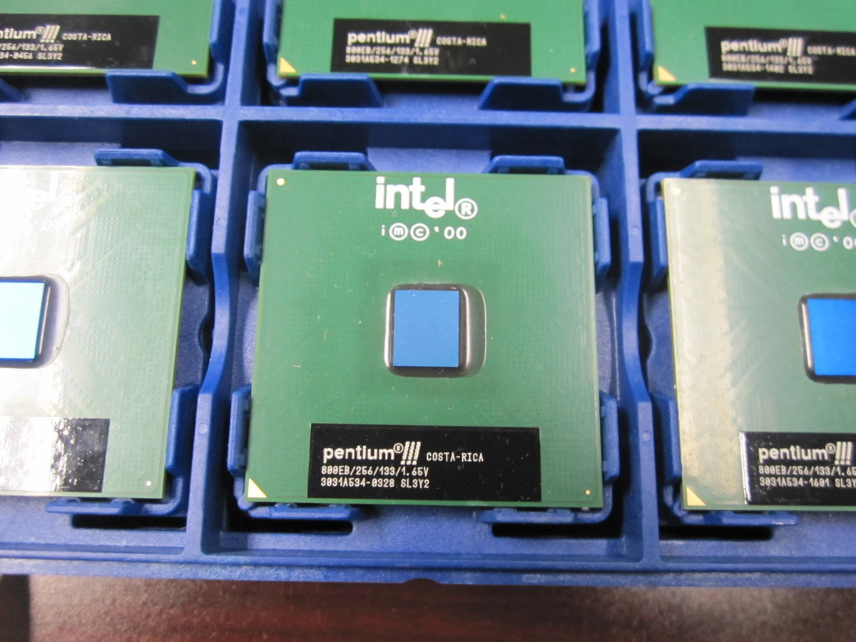 Processeur Intel Pentium III 800 MHz - Modèle SL4CD - Occasion