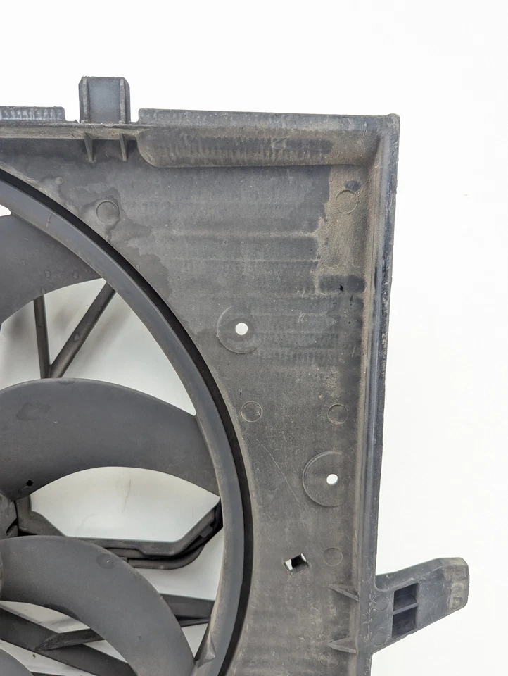 BMW 750I 2006-2008 OEM motor de refrigeración ventilador aspa con montaje de cubierta Foto 2 de 4