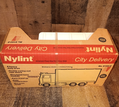 Vintage Nylint 9140-Z City Delivery Motorcraft Batteries Truck New in Box Read - Picture 5 of 9